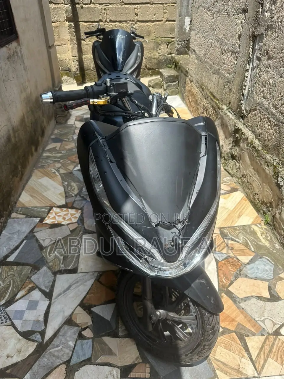 Honda 2022 Gray