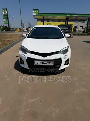 Toyota Corolla 2014 White