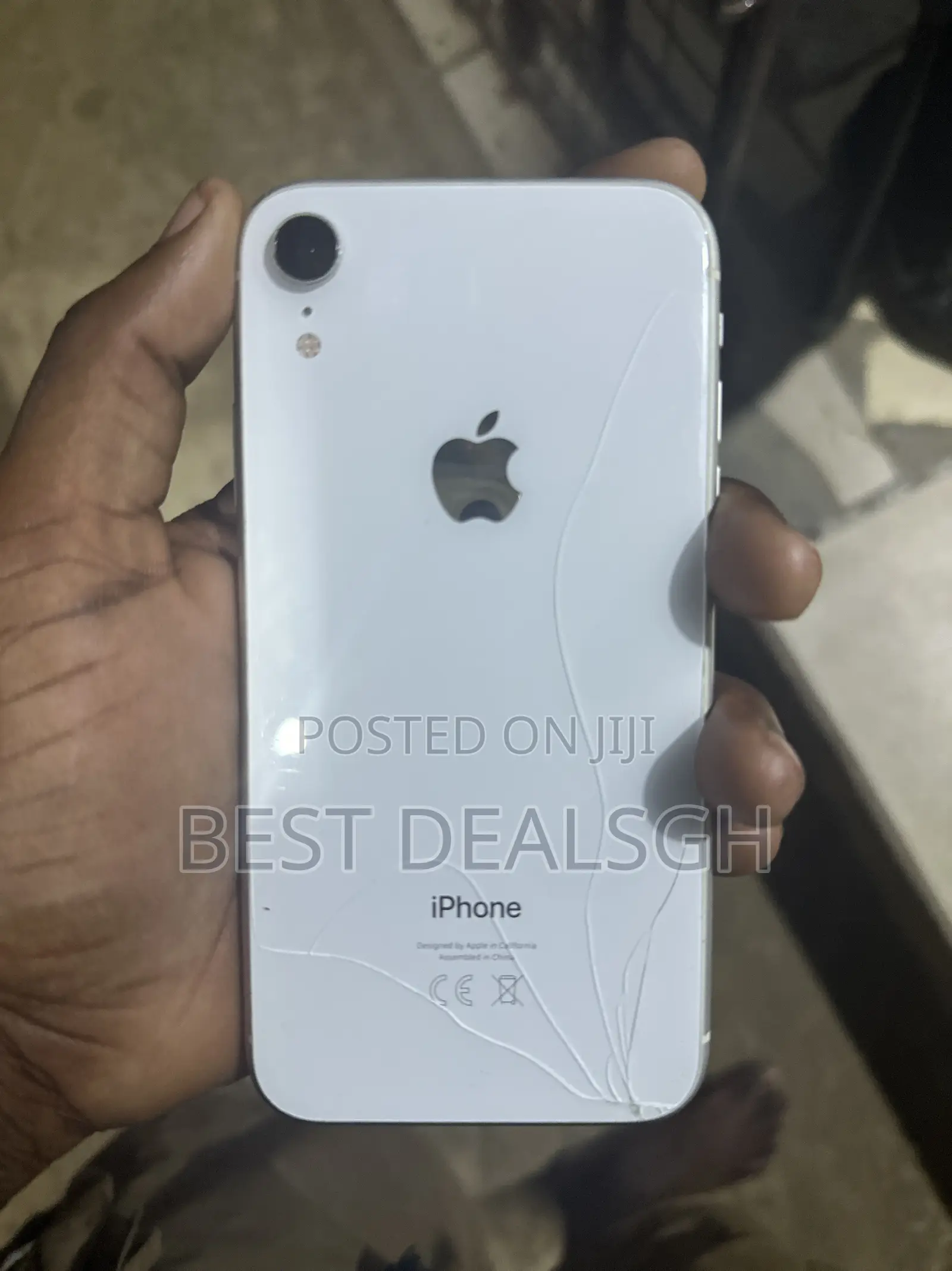 Apple iPhone XR 64 GB White
