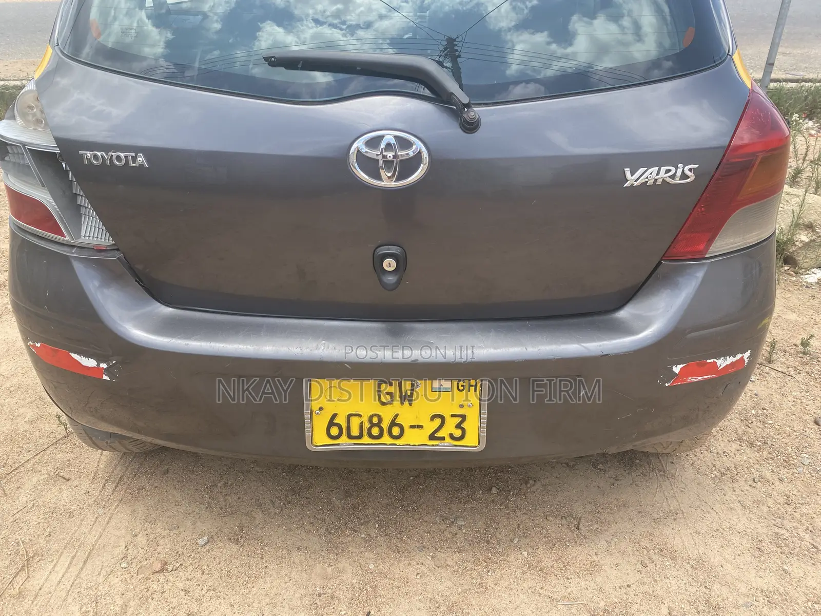 Toyota Yaris Base Hatchback 3dr 2010 Gray