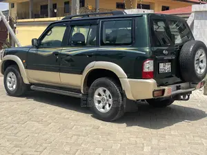 Nissan Patrol 3.0 GRX 2008 Green