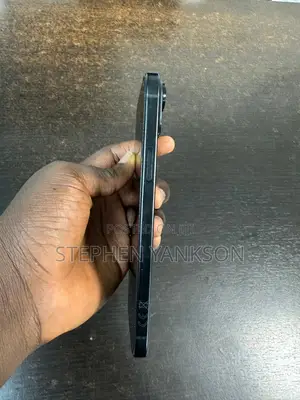 Apple iPhone 15 Plus 128 GB Black