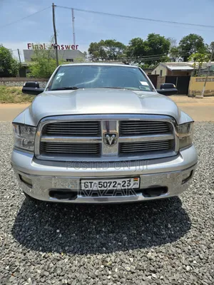 Dodge RAM 2012 Silver