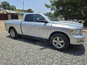Dodge RAM 2012 Silver