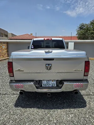 Dodge RAM 2012 Silver