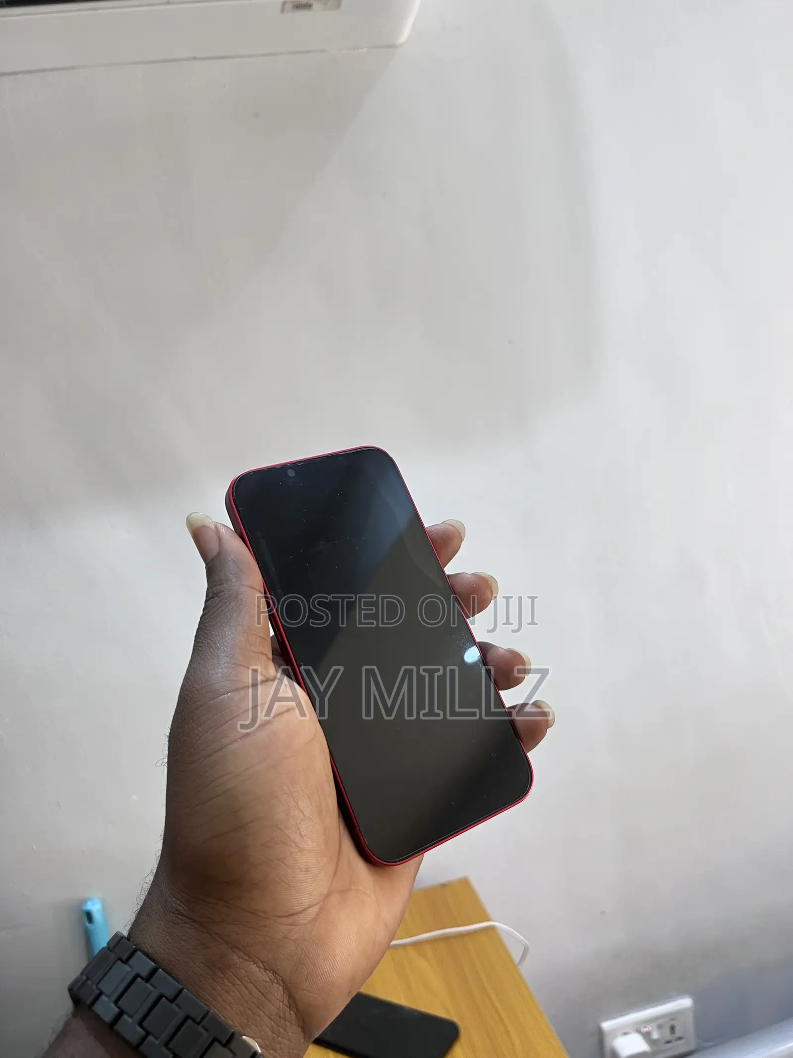 Apple iPhone 13 128 GB Red