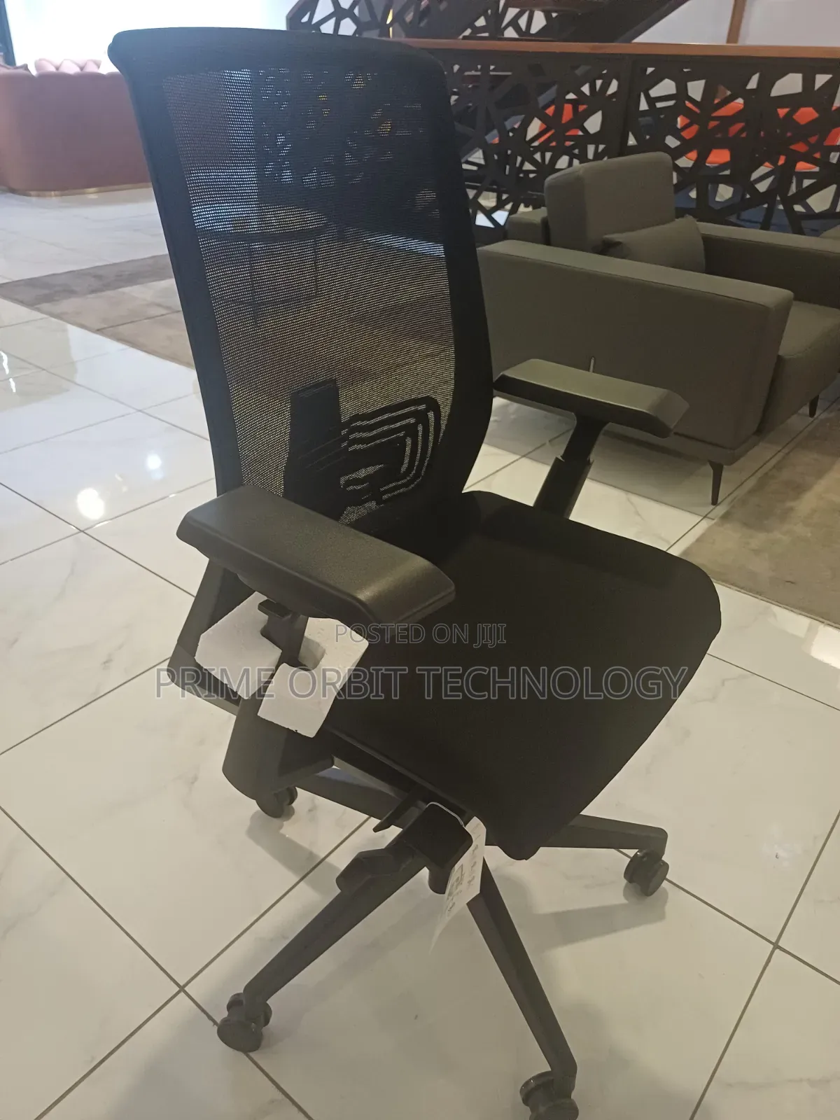 Ergonomic Mesh Office Chair