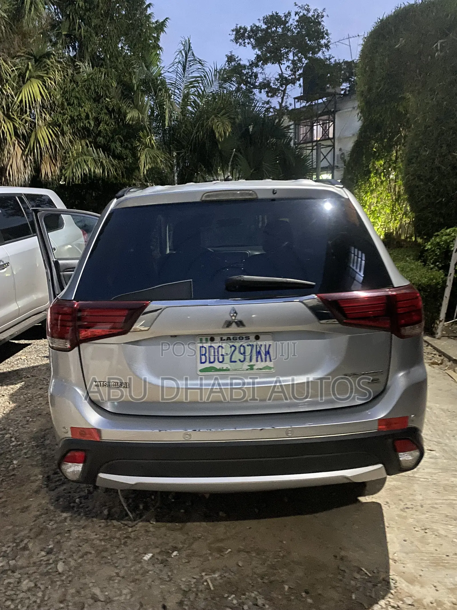 Mitsubishi Outlander 2016 Silver
