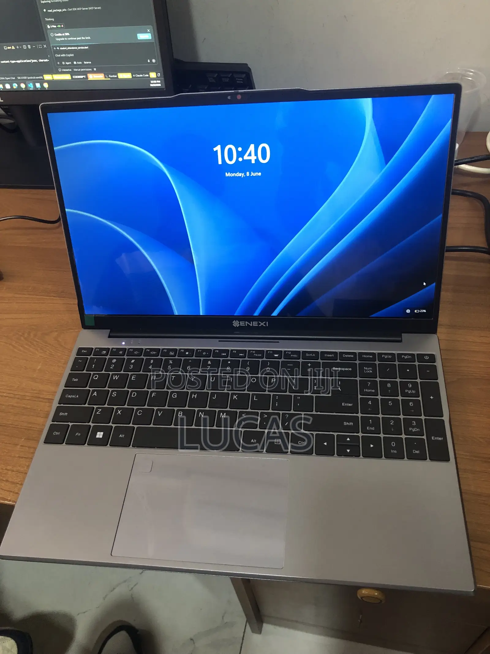 New Laptop 8GB AMD Ryzen 5 SSD 256GB