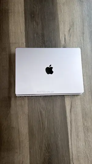 Laptop Apple MacBook Pro 2021 M1 16GB Apple M1 Pro SSD 512GB