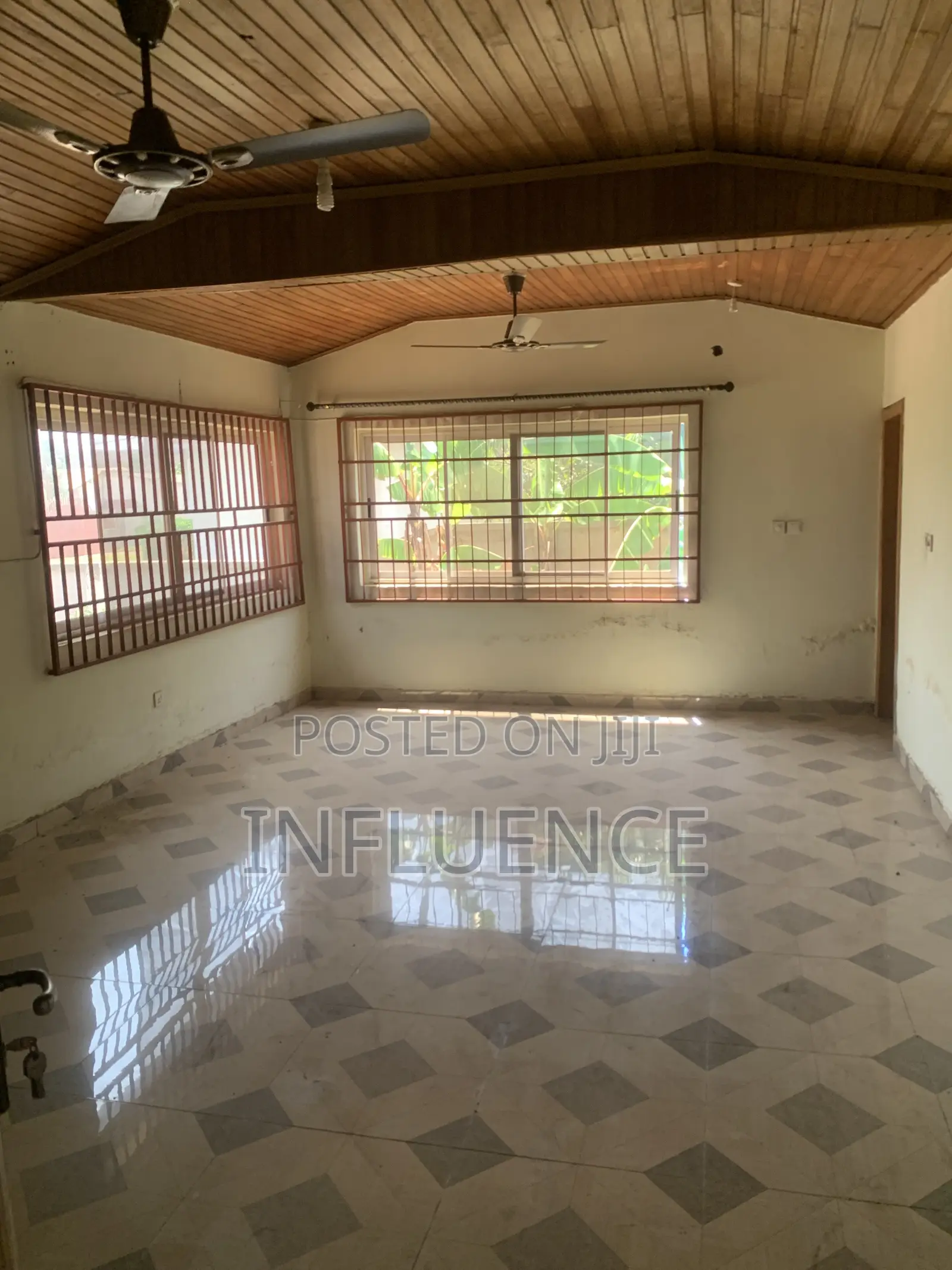 3bdrm House in Nanakrom, Botwe, East Legon for rent