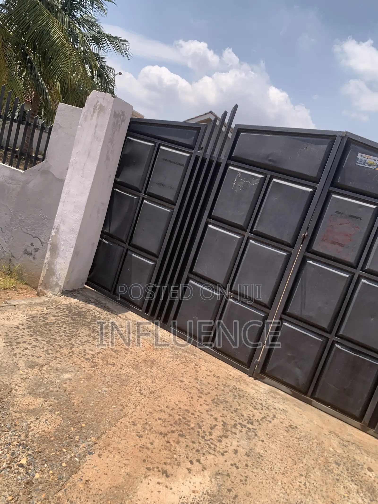 3bdrm House in Nanakrom, Botwe, East Legon for rent