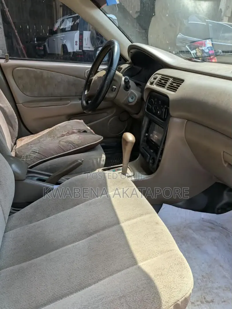 Toyota Corolla 2002 Black