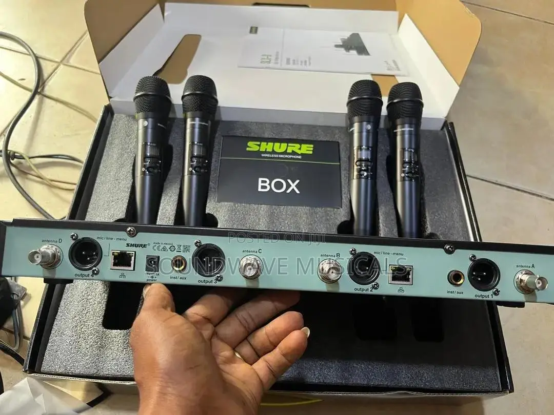 Shura SLXD42Q Microphone
