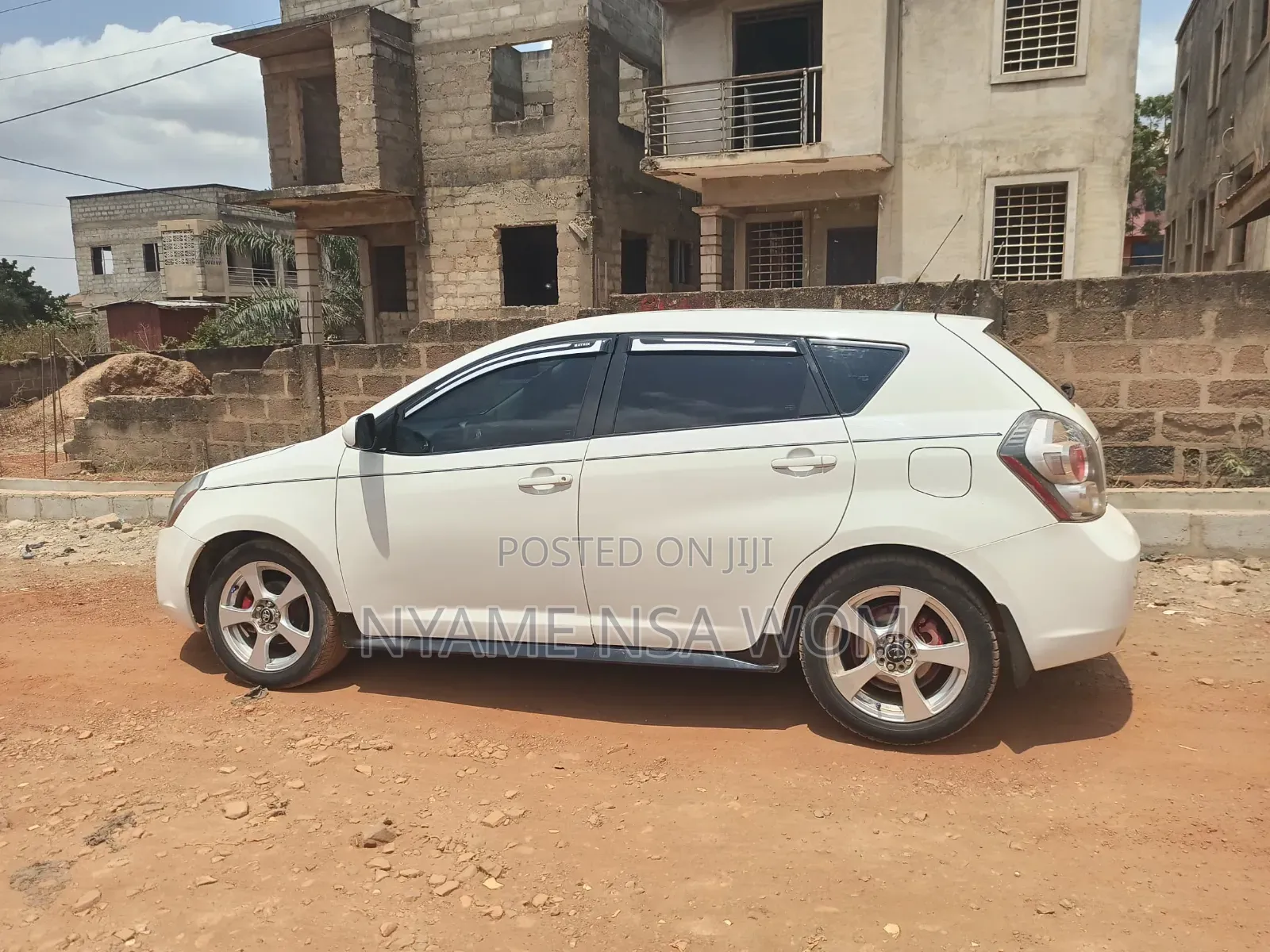 Pontiac Vibe 2009 White