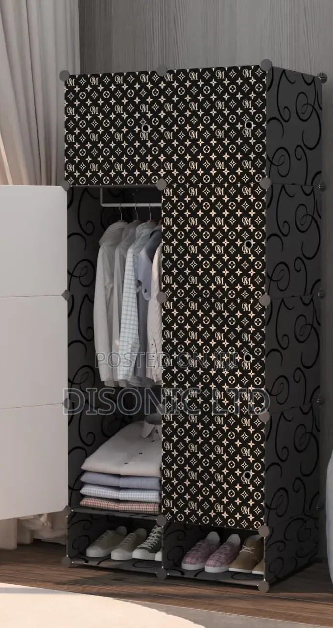 8 Cubes Plastic Wardrobe