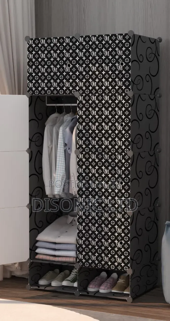 8 Cubes Plastic Wardrobe