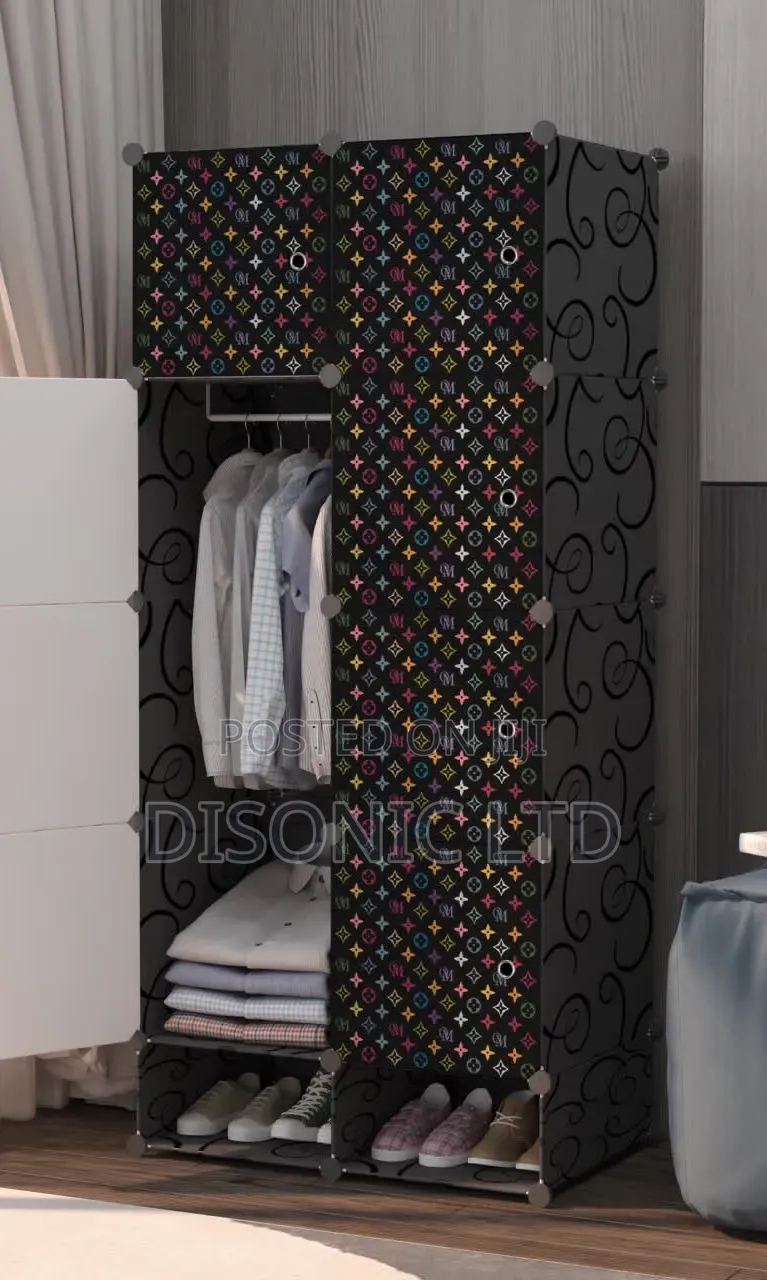 8 Cubes Plastic Wardrobe