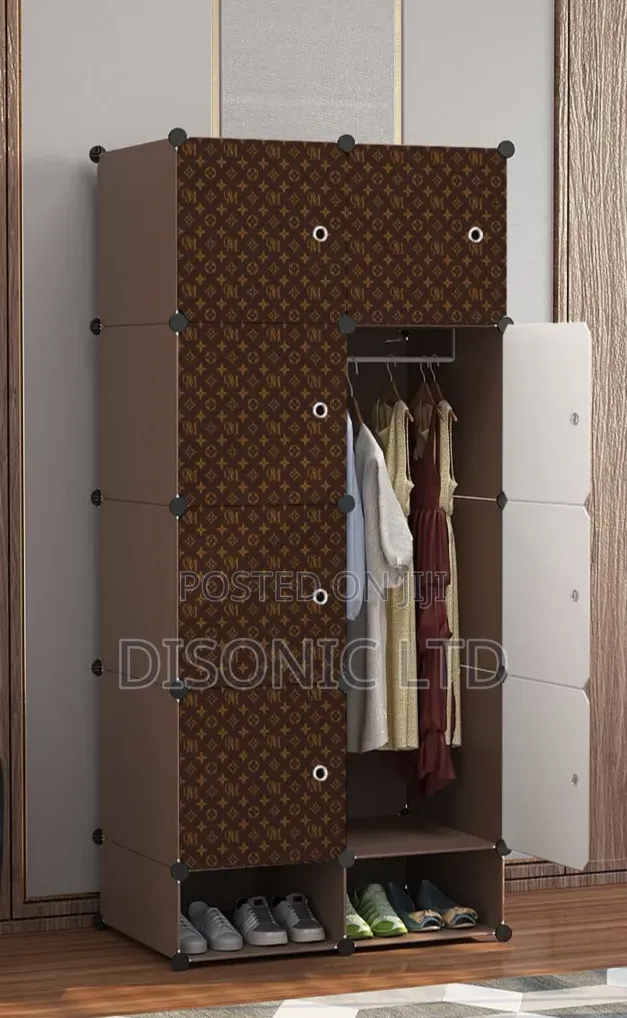 8 Cubes Plastic Wardrobe