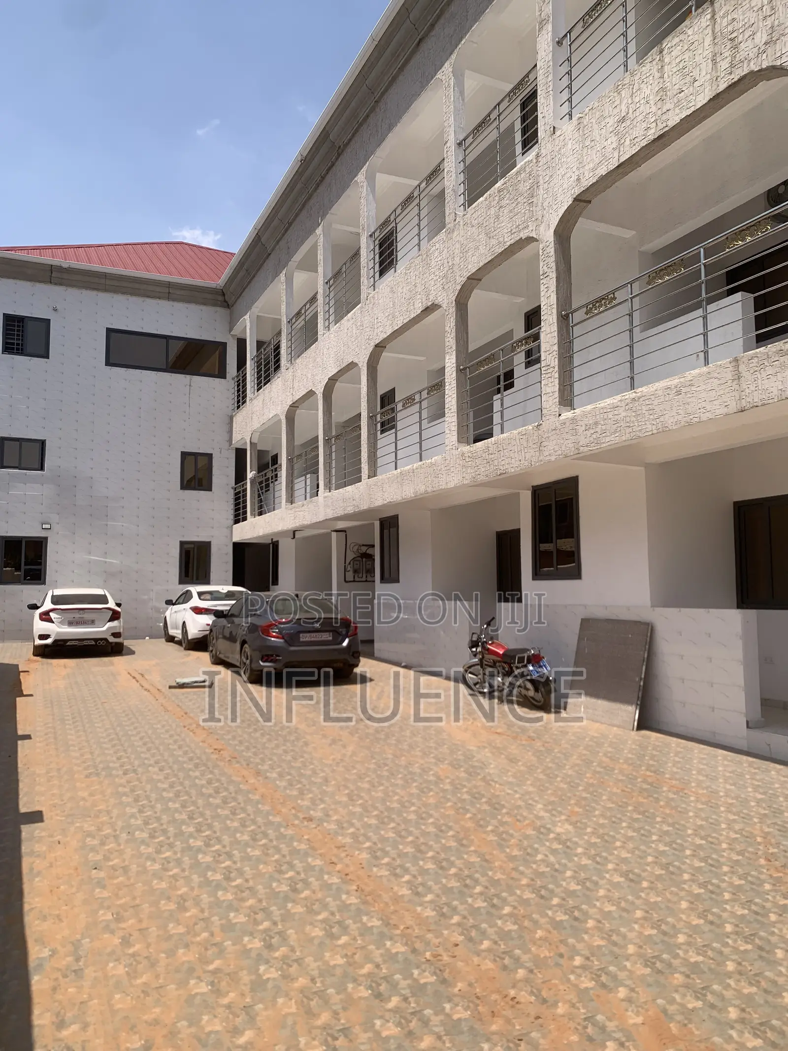 1bdrm Apartment in Nanakrom, Botwe, East Legon for rent