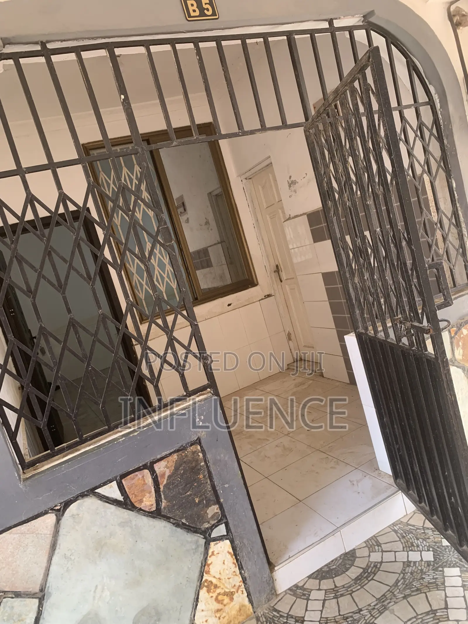 1bdrm Apartment in Nanakrom, Botwe, East Legon for rent