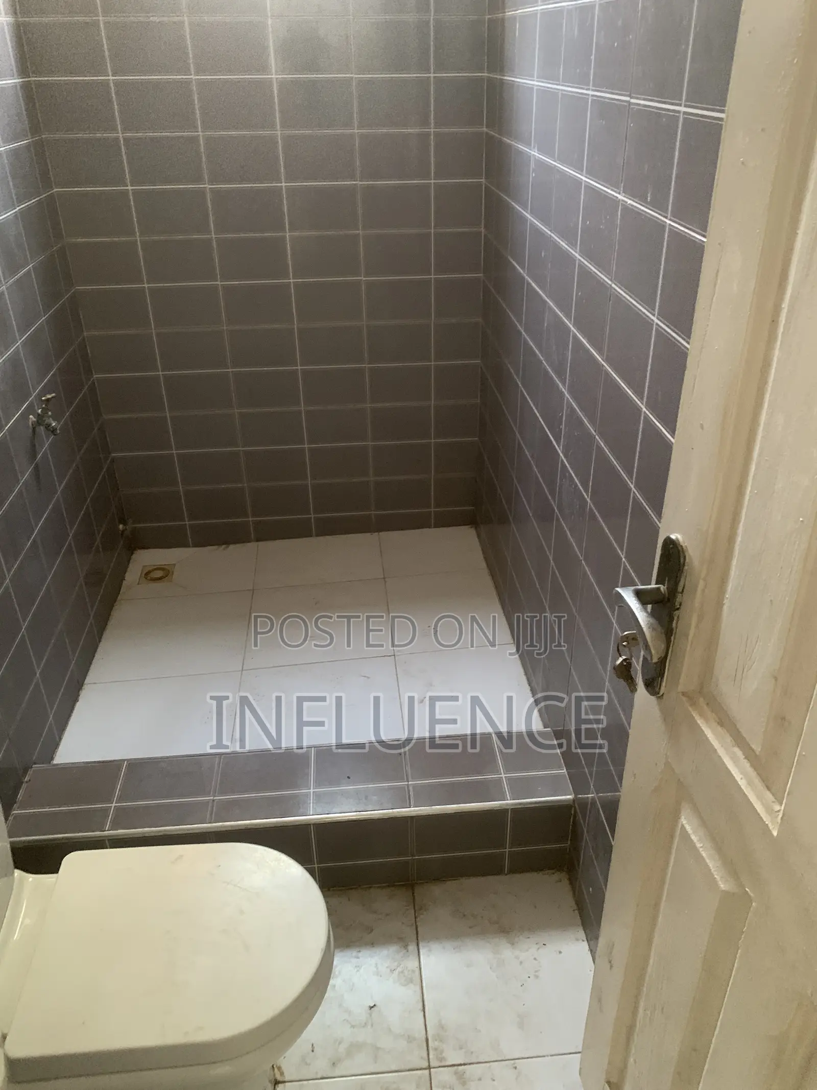 1bdrm Apartment in Nanakrom, Botwe, East Legon for rent