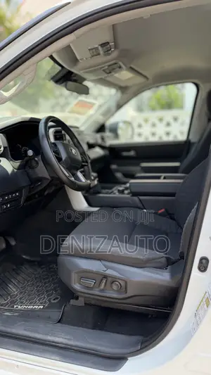 Toyota Tundra SR5 CrewMax 6.5' Bed 2023 White