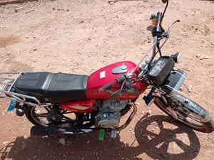 Royal RY125 2024 Red
