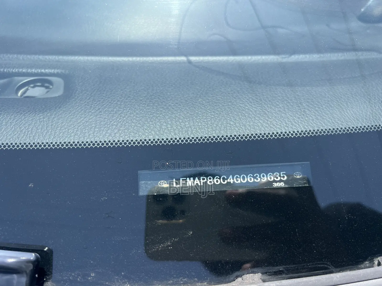 Toyota Corolla 2016 Gold