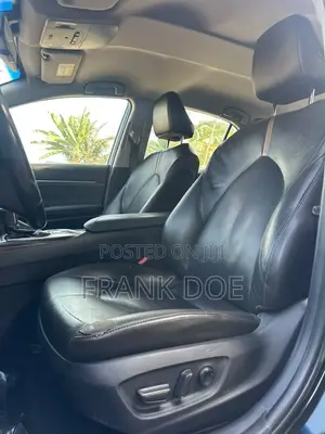 Toyota Camry LE FWD (2.5L 4cyl 8AM) 2018 Black