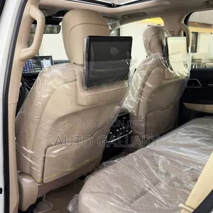 New Toyota Land Cruiser LC300 2025 Gray