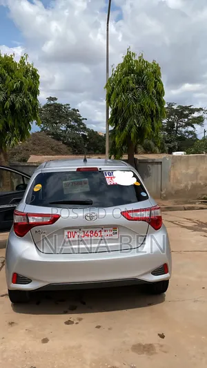 Toyota Vitz 1.3 FWD 3dr 2017 Silver