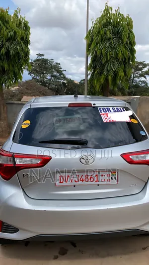 Toyota Vitz 1.3 FWD 3dr 2017 Silver