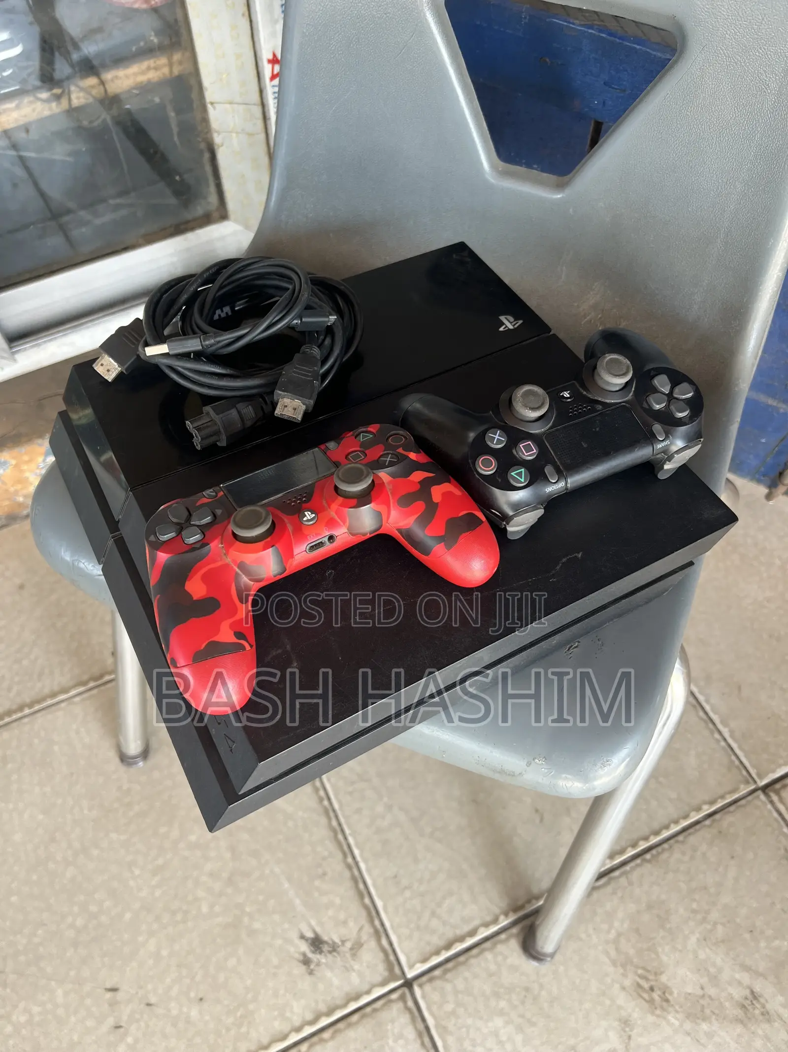 PS4 Loaded With 10 Latex Games+2 Pads