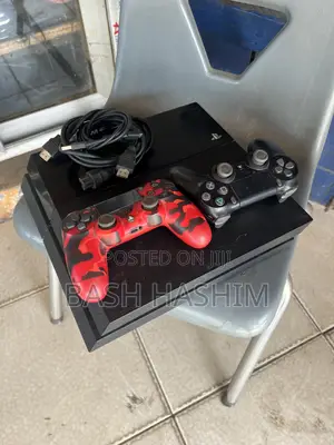 PS4 Loaded With 10 Latex Games+2 Pads
