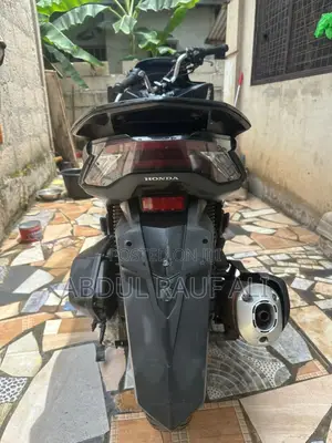 Honda 2022 Gray