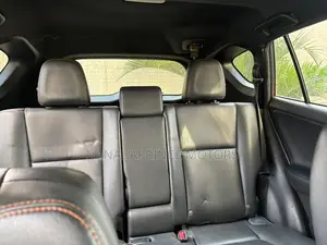 Toyota RAV4 Limited AWD (2.5L 4cyl 6A) 2017 Gray