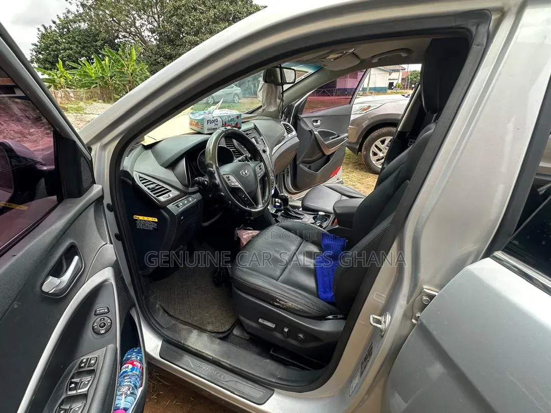 Hyundai Santa Fe SE AWD 2017 Silver