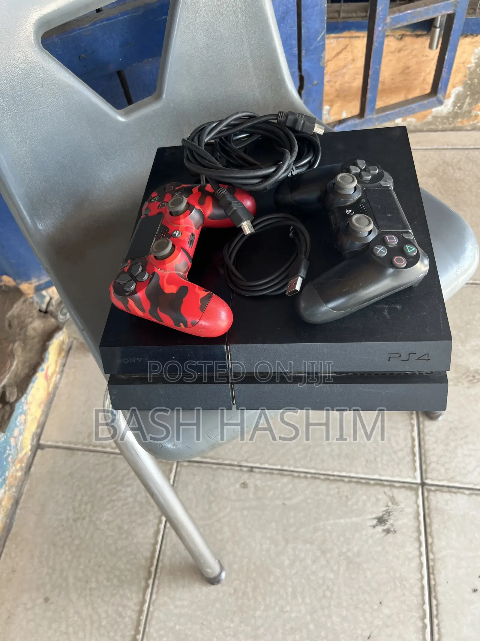 PS4 Loaded With 10 Latex Games+2 Pads