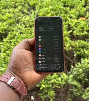 Apple iPhone 11 64 GB Red