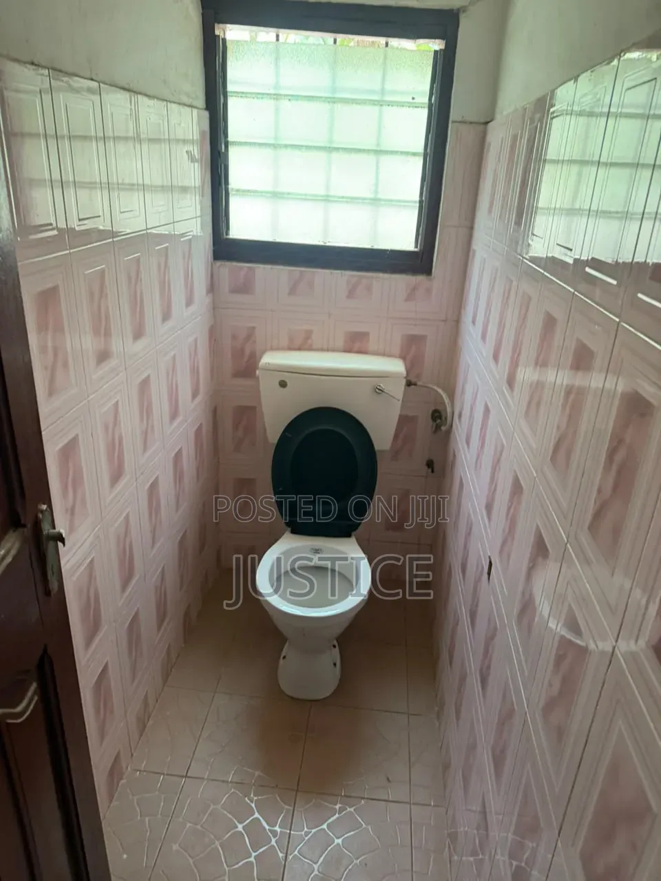 2bdrm Apartment in Onyinase Awoshie, Odorgonno for rent