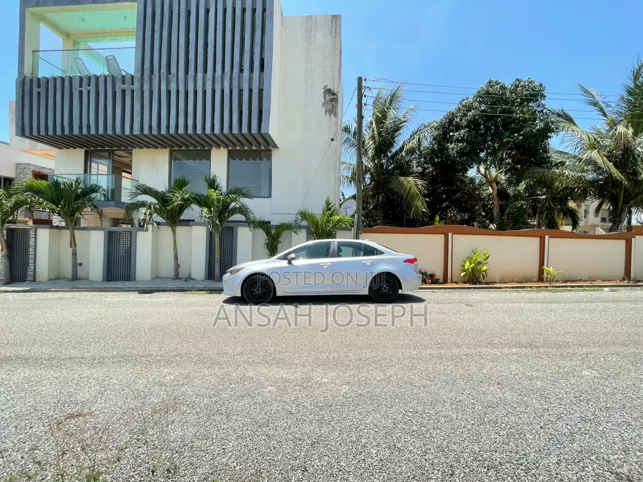 Toyota Corolla LE 2020 Silver