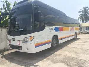 Kia Granbird 2015 White