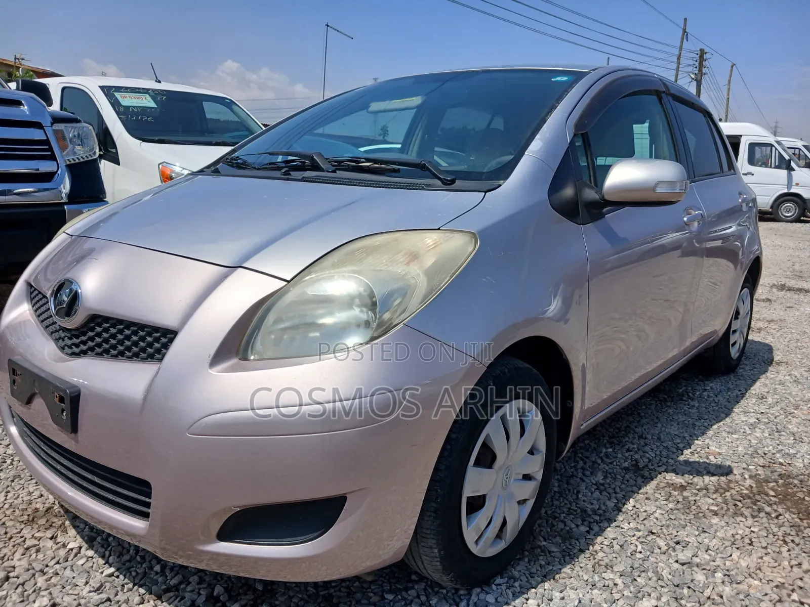 Toyota Vitz 2010 Gray