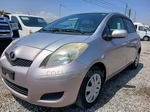 Toyota Vitz 2010 Gray
