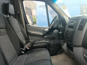Mercedes-Benz Sprinter 2012 Black