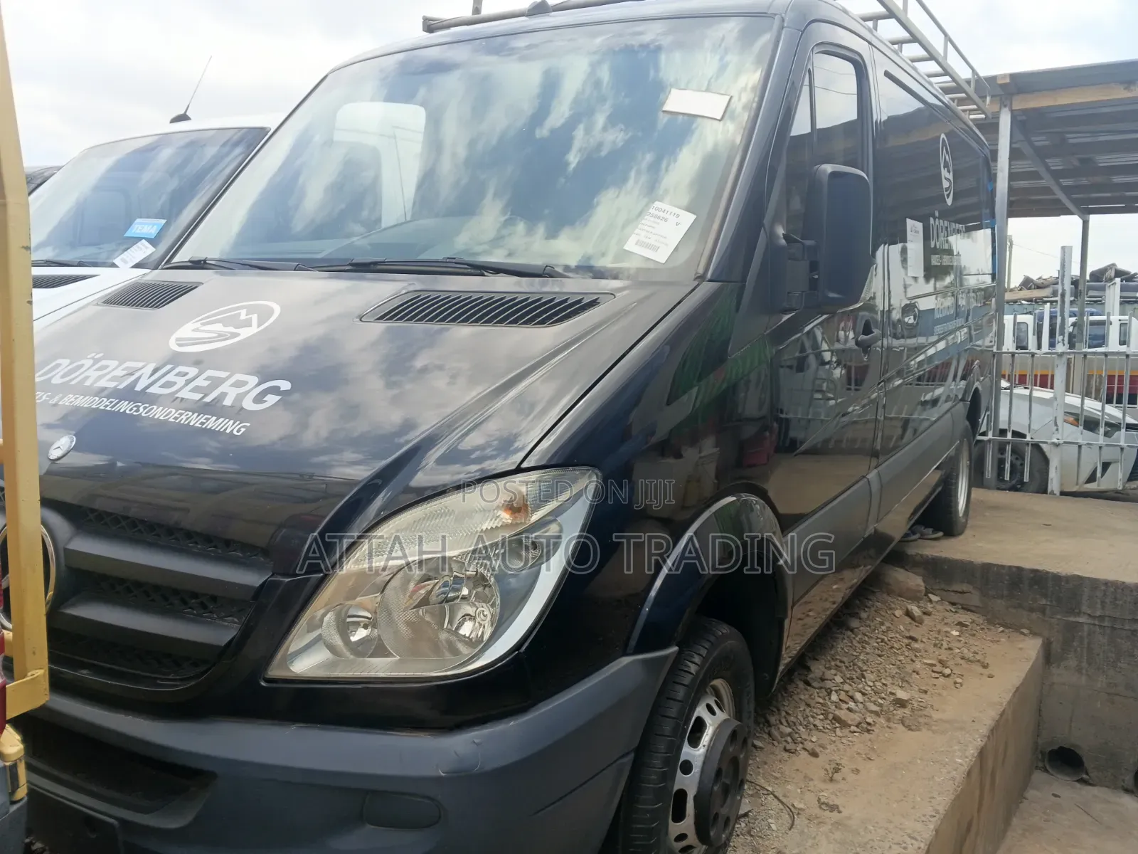 Mercedes-Benz Sprinter 2012 Black
