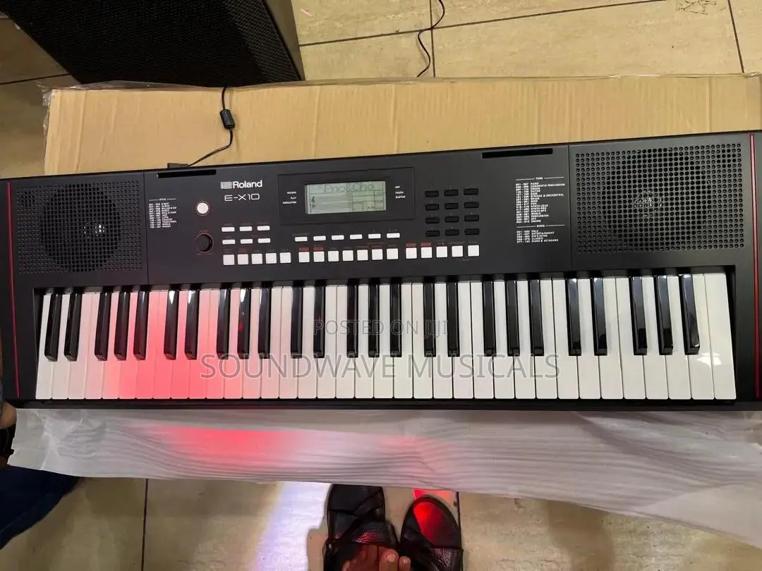 Roland E-X10 Arranger Keyboard
