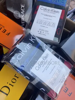Boxes Short