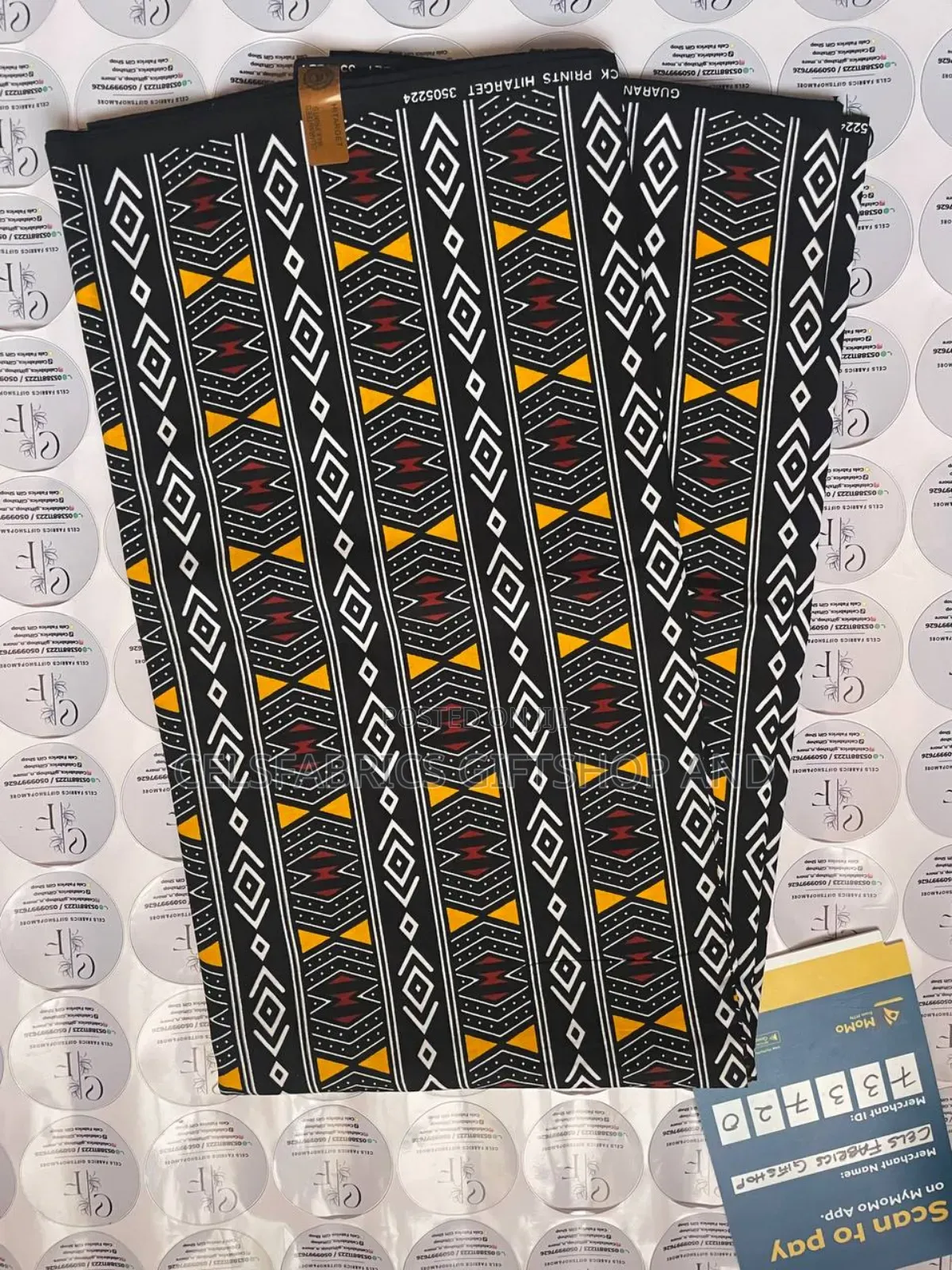 Hitarget/Other African Print Fabrics 35 Cedis a Yard(190 for 6 Yards)